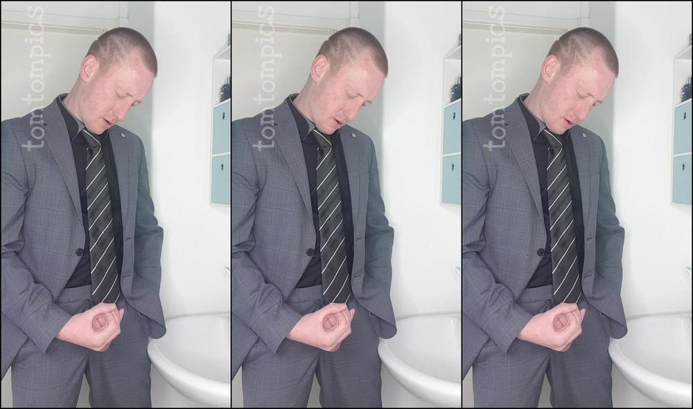 Tomtompics Suit And Tie Alot Of You Enjoyed Seeing The Other Pics And Vids Wearing A Suit And Tie S
