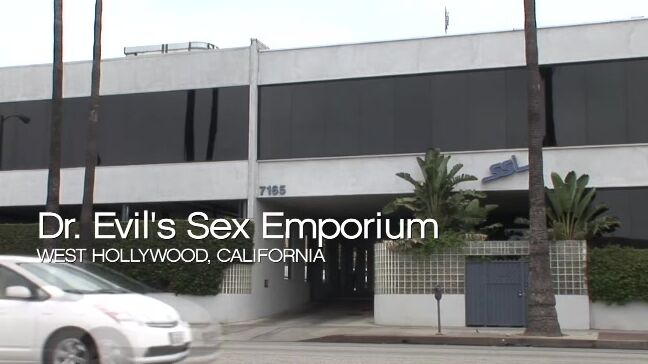 "Allie Haze, Raylene, Nina Hartley, Liza Del Sierra, Natasha Nice" Spoofs, Feature Austin Powers XXX A Porn Parody Vivid