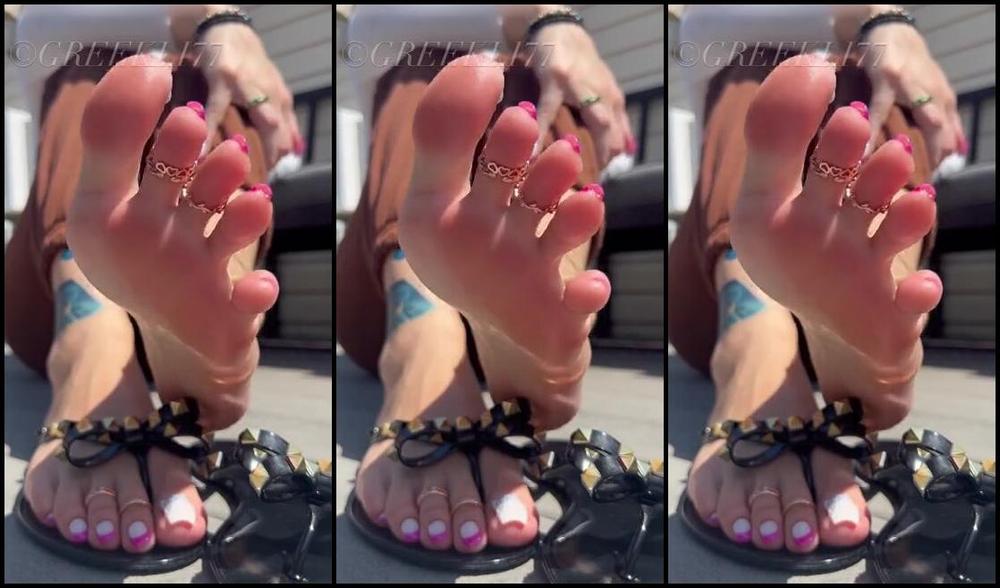 Greek Goddess Li Aka Greekli77 05 10 2024 Onlyfans Video Come Smoke With Me You Can Sit Right There As I Tease U With My