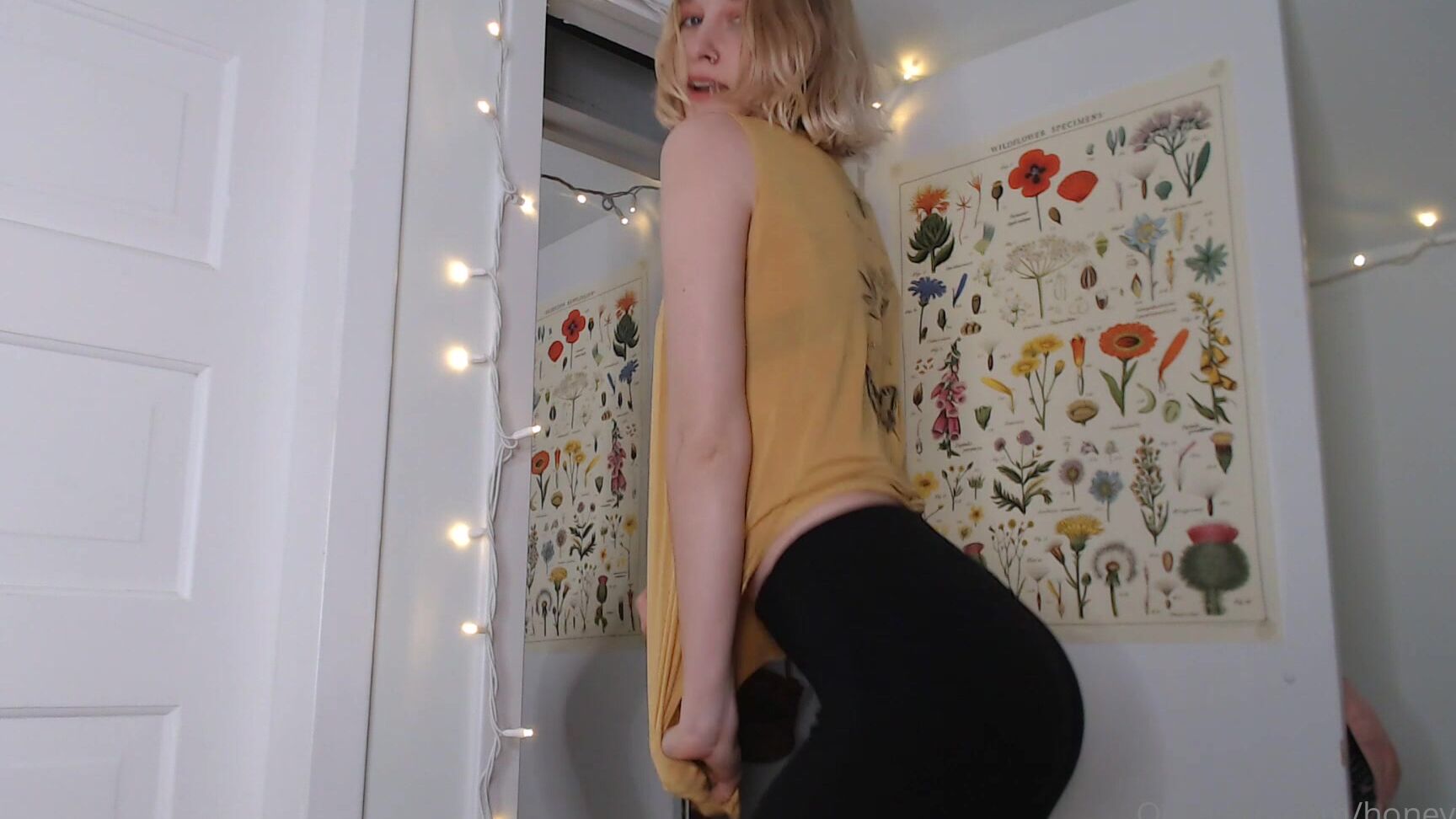 Fiannafatale 325788433 05 16 2020 I Like Dancing And Stripping Even Though I Look A Lil Dumb