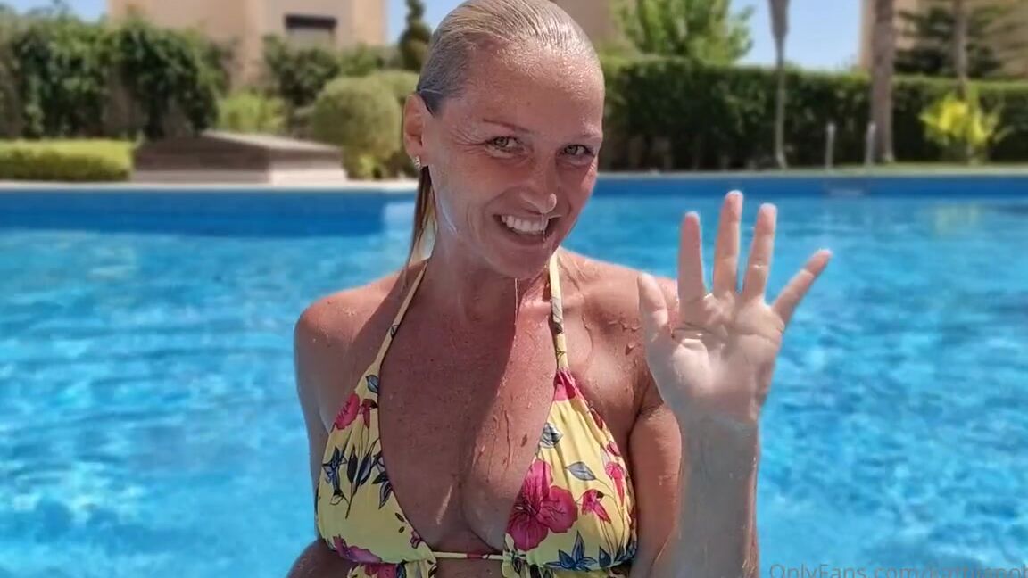 Kathianobilixx Findom 06 29 2022 Onlyfans Video Just To Make Your Day