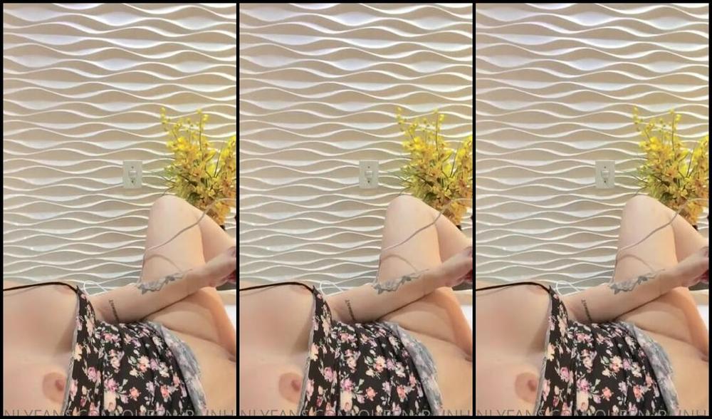 Queen Rainha Onlyfans In Love With My New Toy Apaixonada Pelo Meu Brinquedo Novo