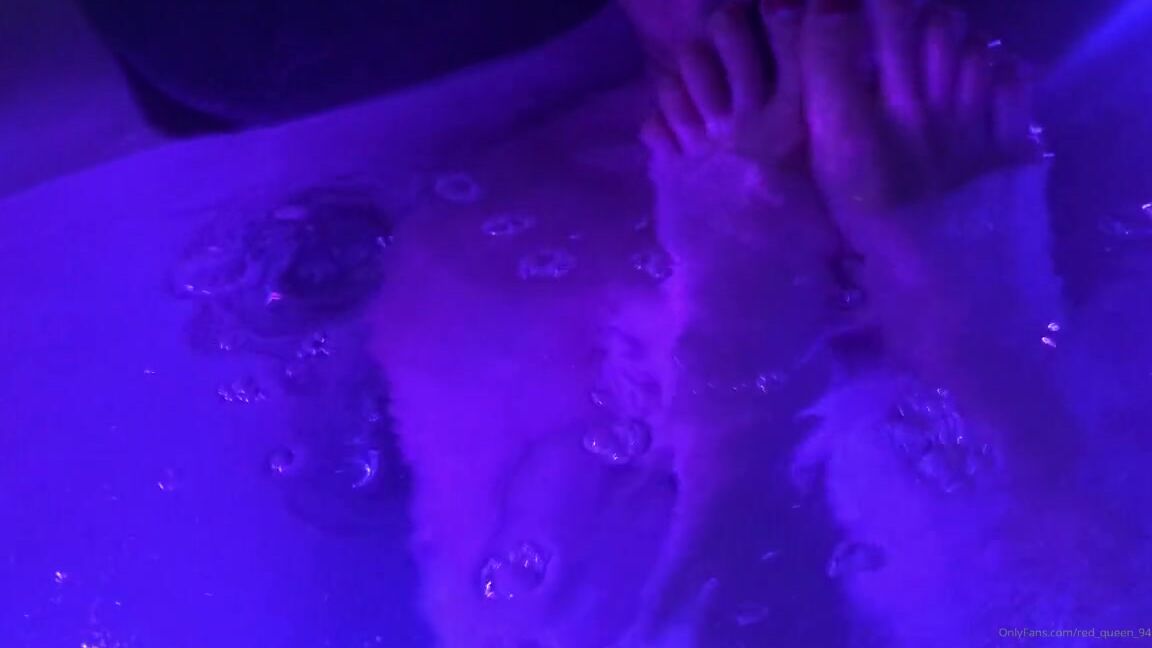 Red Queen Nicknamed Red Queen 94 Femdom 02 28 2020 Onlyfans Video My Bf Got To Enjoy My Feet