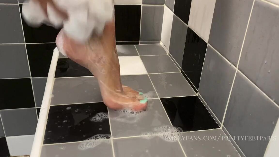 Goddess Paris Nicknamed Prettyfeetparis Onlyfans Shower Views 103