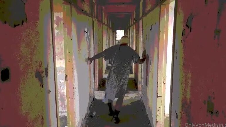 Mistress Ava Von Medisin Aka Avavonmedisin Onlyfans Fullmoon Halloweenspecial Wishing You All A Safe And Special Weekend