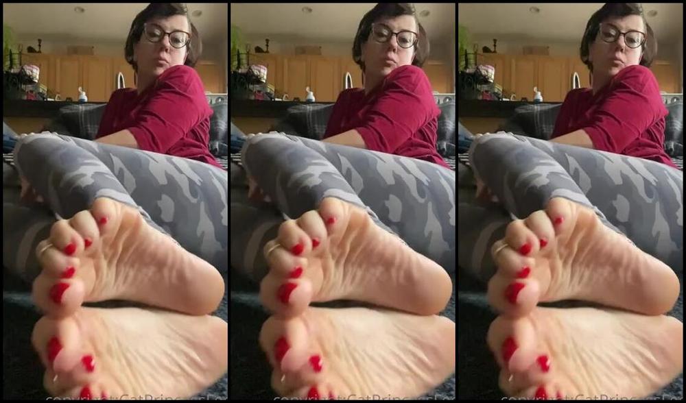 Catprincessfeet Onlyfans On Your Face Or In Ur Lap 1