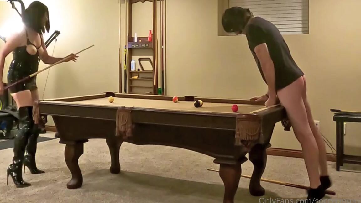 Soccer Mom Queen Of Spades Nicknamed Soccermmistress Fisting Dildo 05 15 2023 Onlyfans Video Breaking The Balls My Way