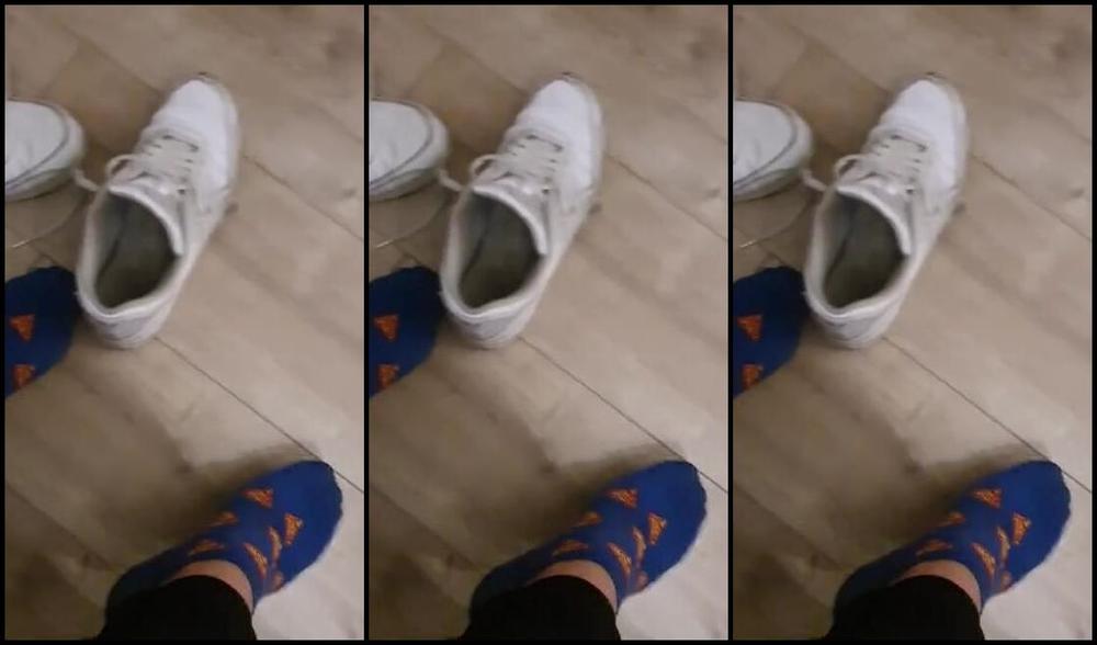 Deliciousdutchfeet Nicknamed Deliciousdutchfeet Onlyfans Moisty Sweaty Socks Straight From The Moisty Smelly Nikes Airmax 90 Love To Have A Sniff Dont