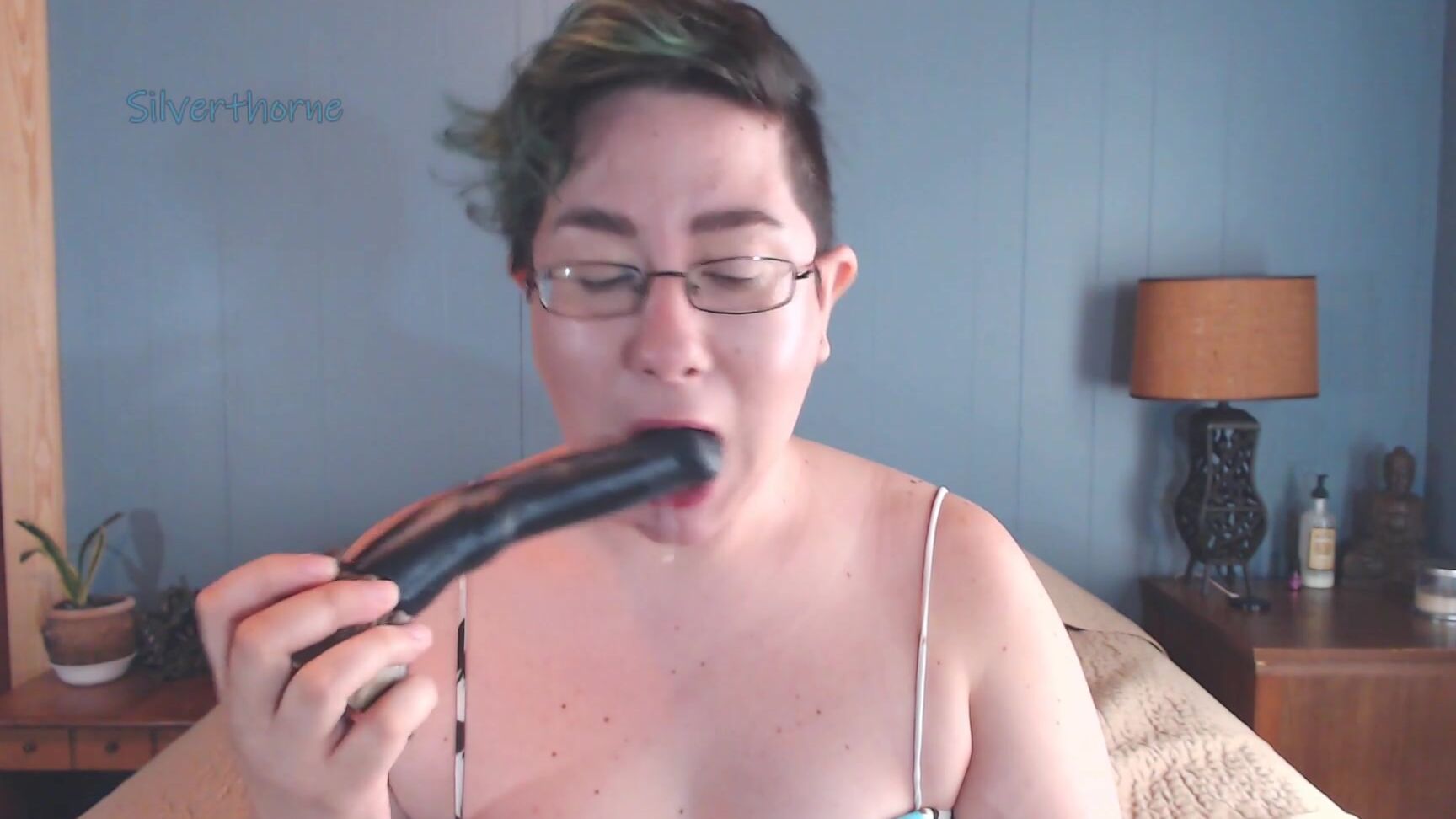 Silverthorne Bad Dragon Blowjob