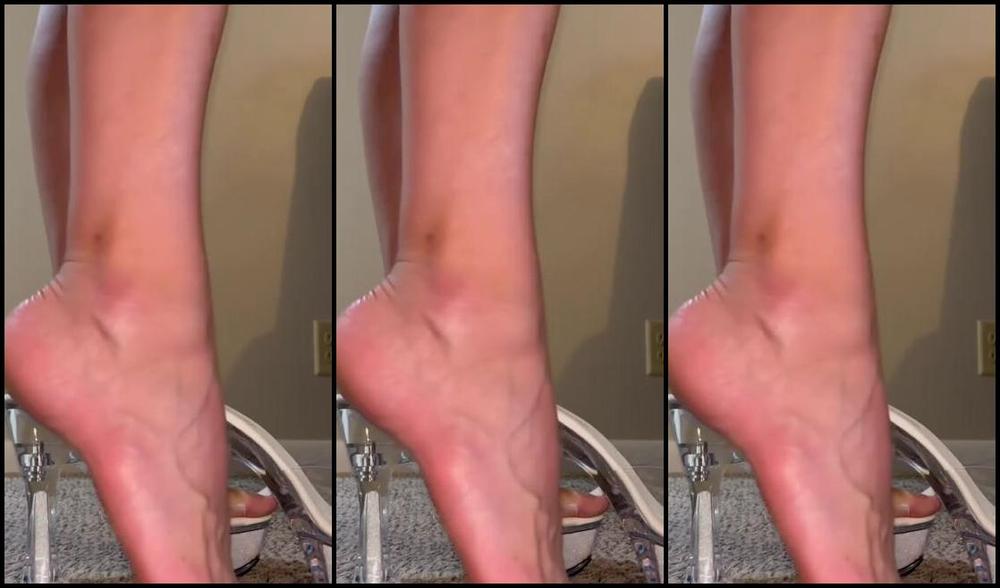 Ivy S Feet Nicknamed Footivy Foot Fetish 08 08 2024 Onlyfans Video Modeling My New Heels For You