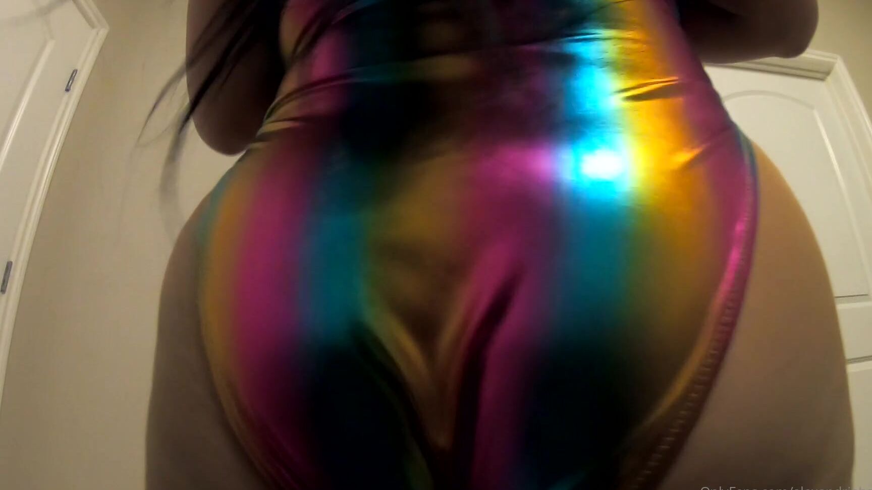 Alexandriahamilton 255063140 04 23 2020 New Pov Up The Mmw Clips4Sale Com133147 Store I Catch This Guy Watching My Favorite Lady