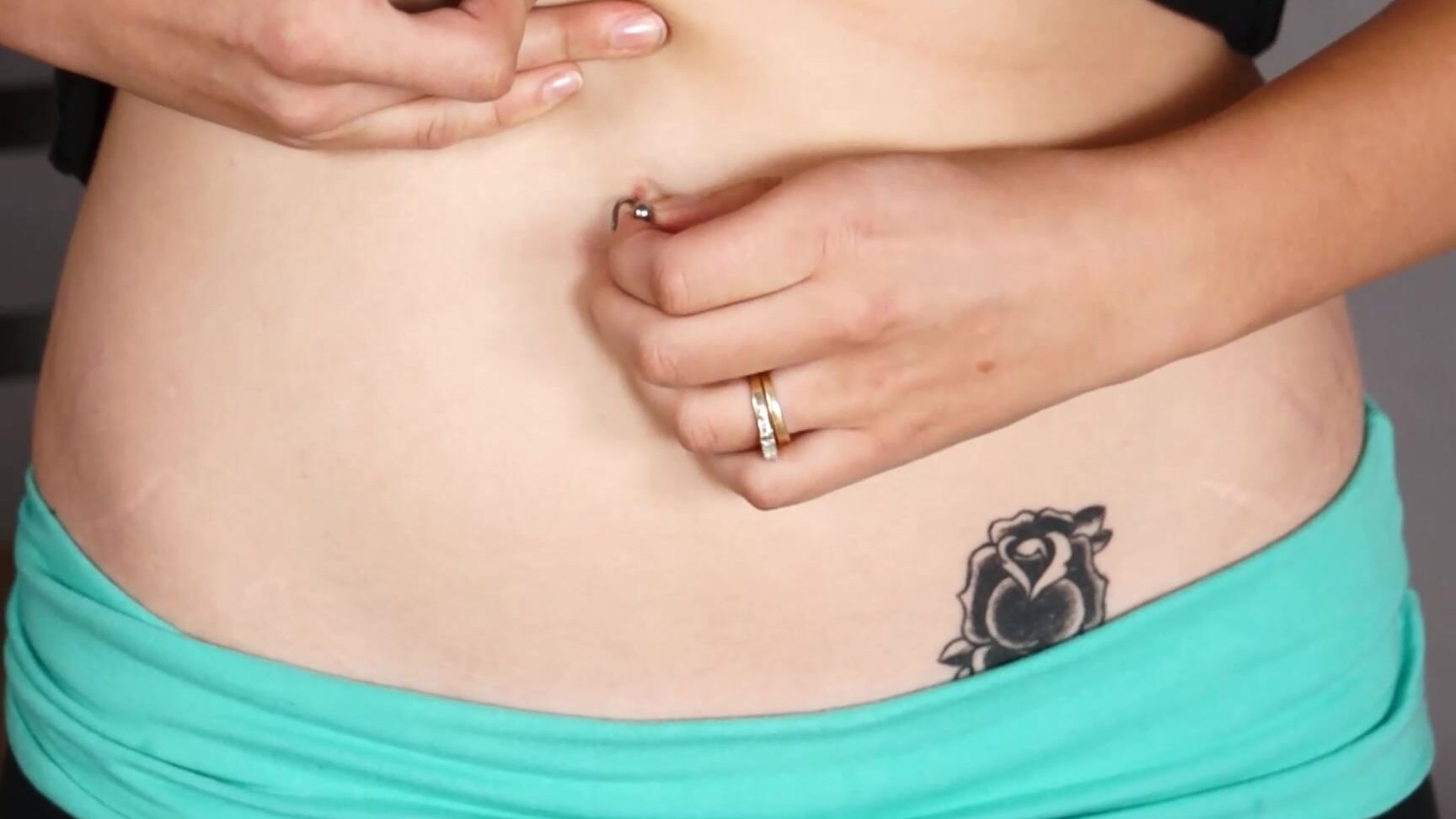 Custom Fetish Amys First Belly Button Show