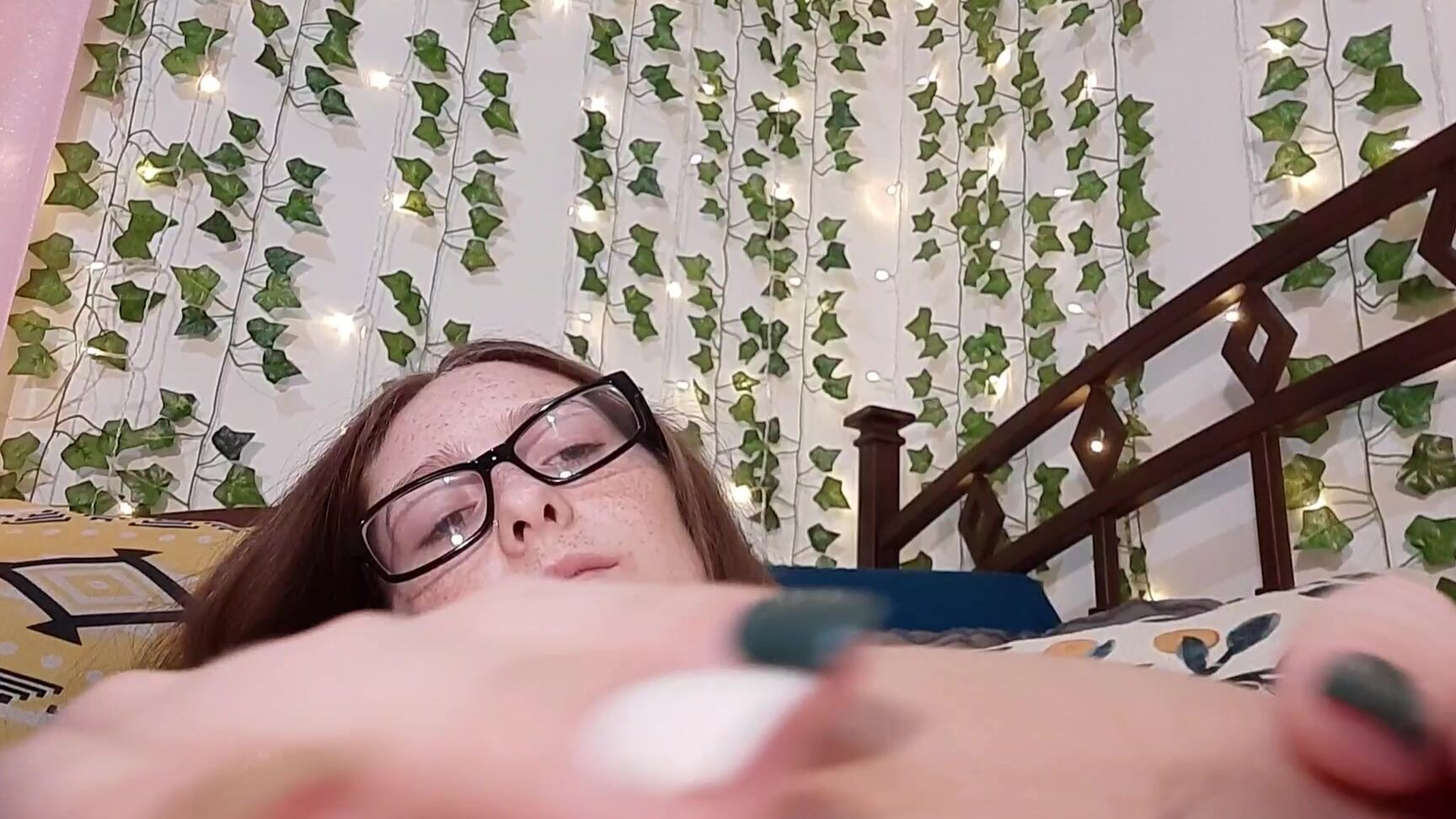 Nicole Nabors Giantess Snack