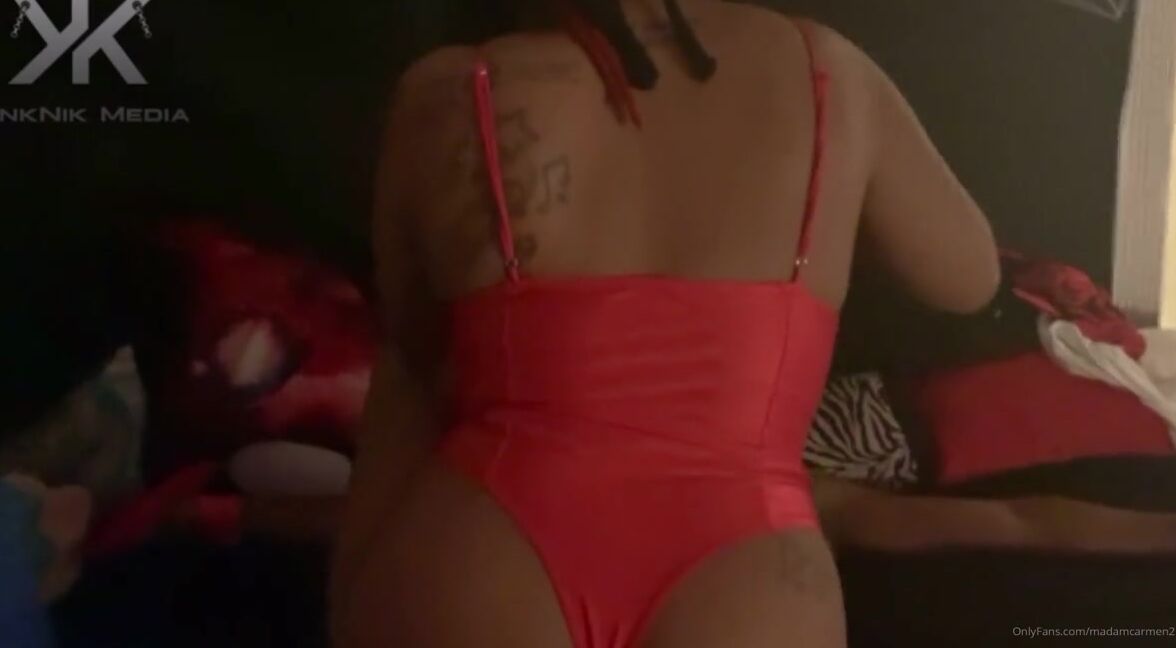 Madamcarmen Nicknamed Madamcarmen2 Femdom 01 17 2021 Onlyfans Video Prove To Daddy How Much You Love Her With Chocliq