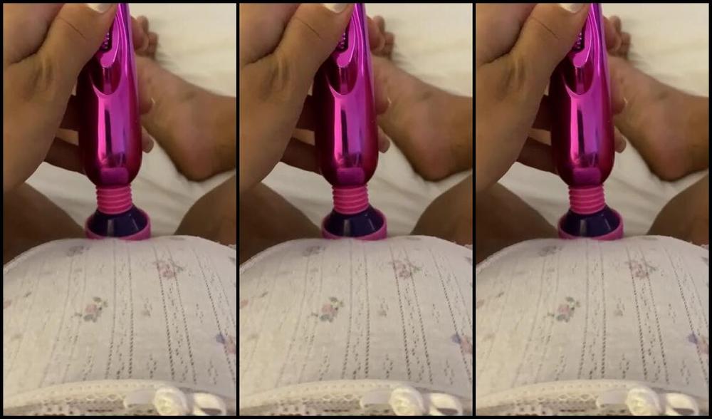 Ro My Feet Nicknamed Romyfeet 11 11 15 2024 Onlyfans Video I Was Horny And Masturbated With My Pink Vibrator