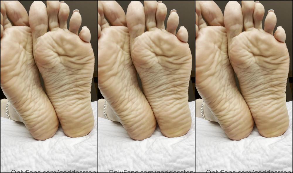Goddessfendi 1518983680 12 25 2020 My Soft Soles Super Wrinkled After A 1 Hour Sesh Including Lots Of Spit Oil And