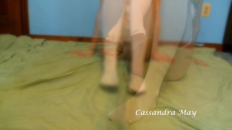 Cassandramayy Lucky Rabbits Feet