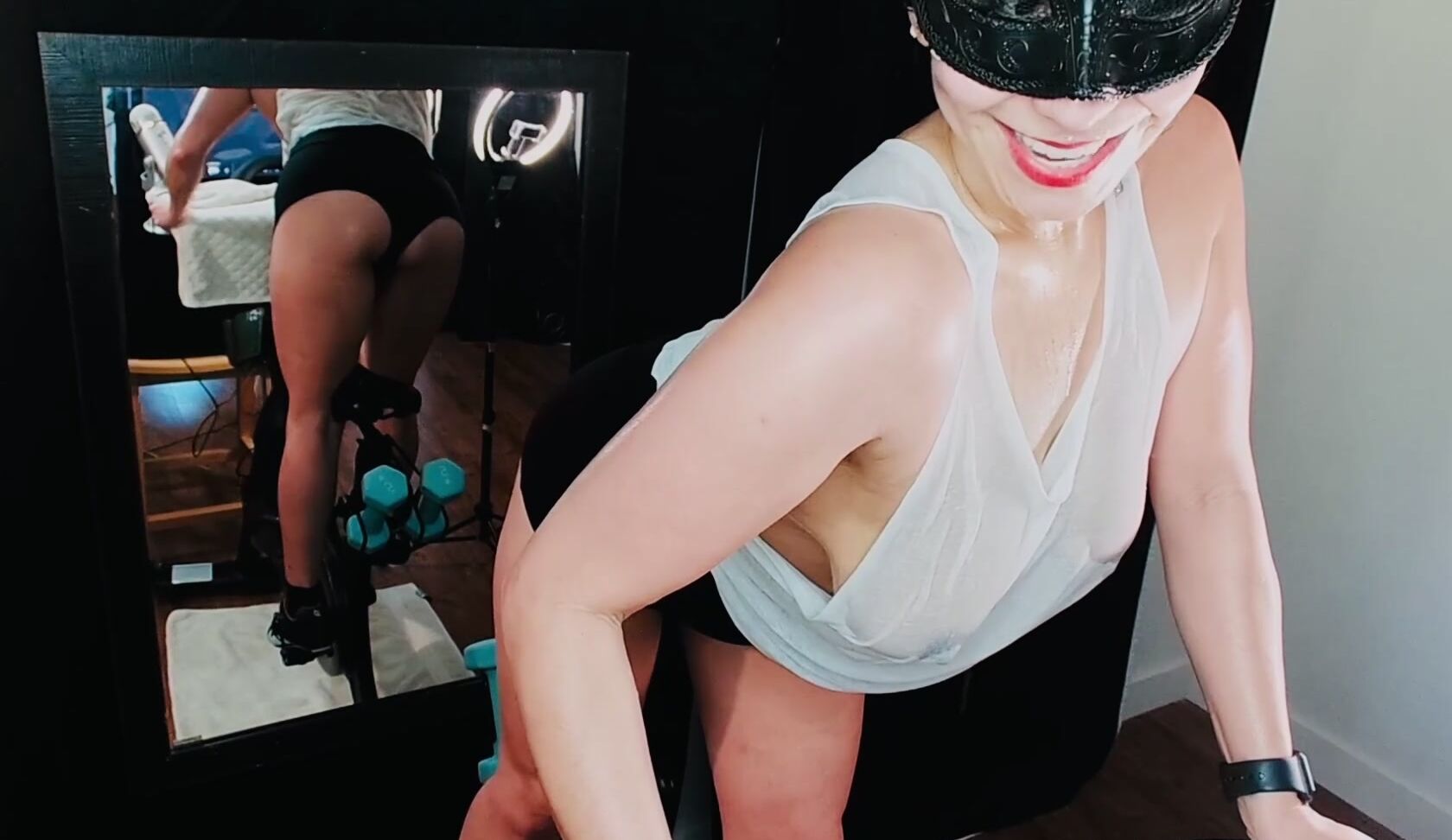 Sweatyfaye Hey All My Sweatyfaye Fans Here Is The Explicit Video Version Of The Dry Sweaty Ri