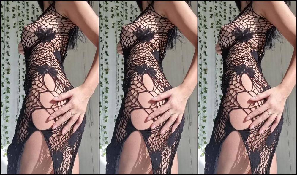 Atomicbrunette18 877