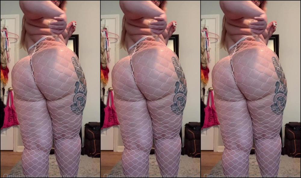 Paige Porcelain I M Getting Dressed And About To Go About My Day I Think You Re Asleep And You Startl