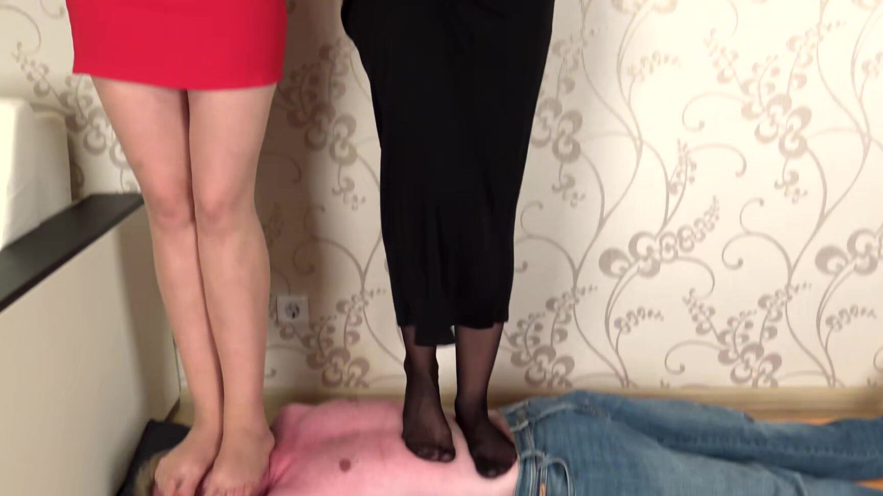 Inga Sharon Two Tall Amazons In Pantyhose