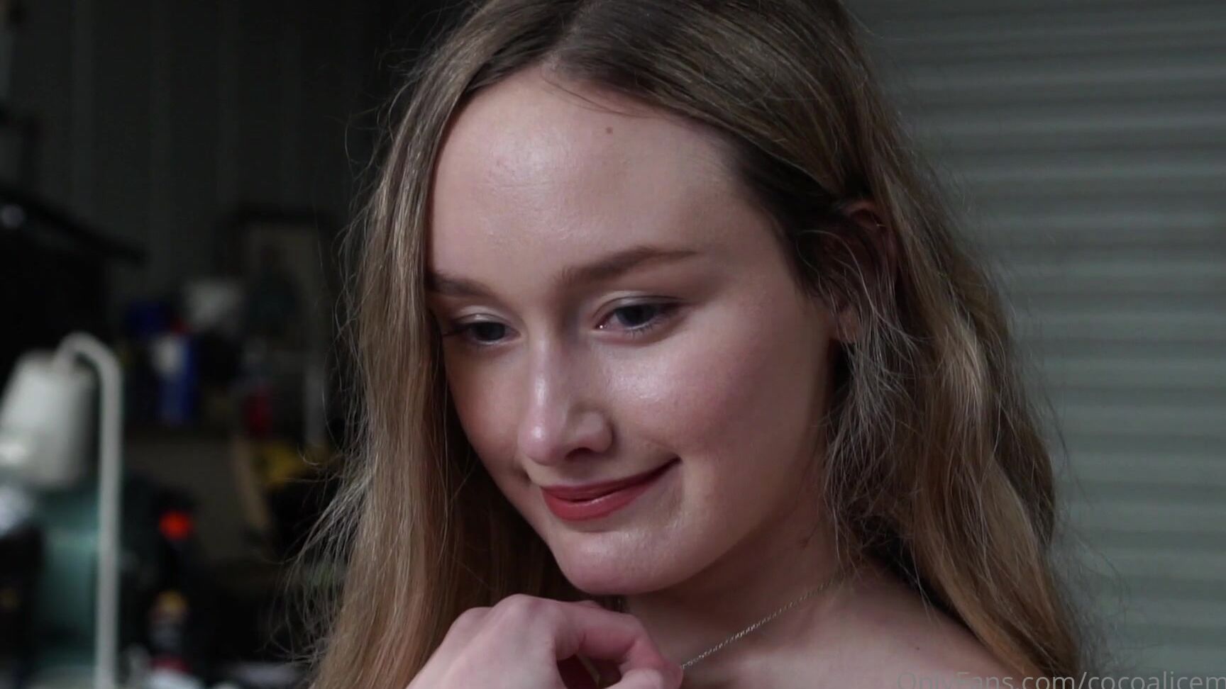 cocoalicemodel-30-09-2020-989562389-hopscotch-girl