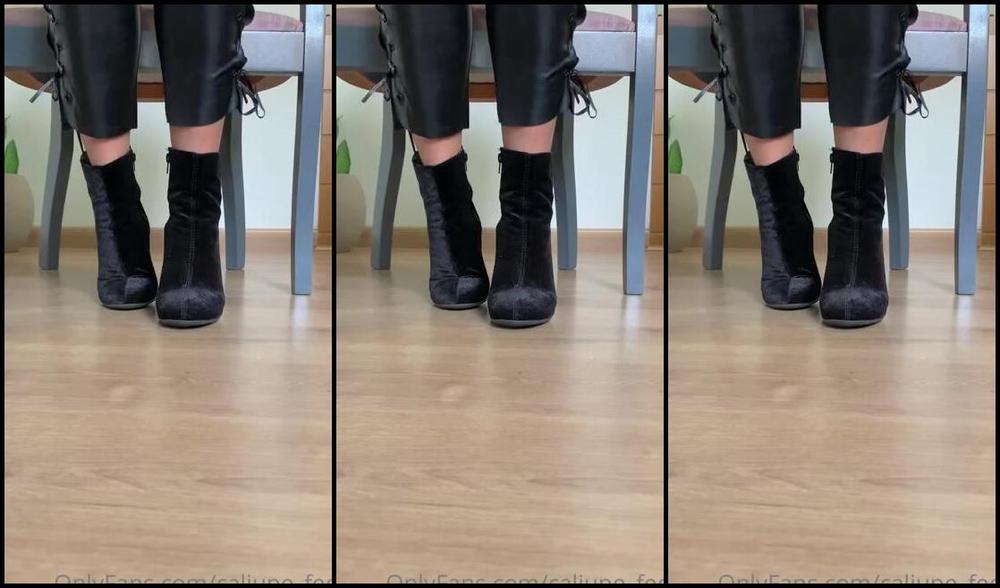 Caliupe Feet Nicknamed Caliupe Feet Foot Fetish 10 31 2021 Onlyfans Video Boots And Soles