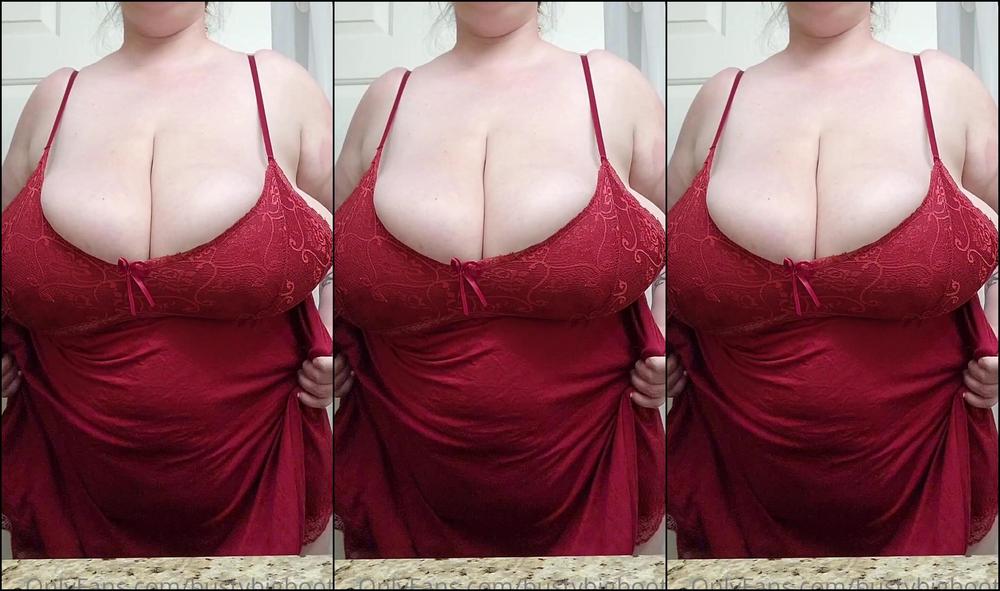 Bustybigbooty 2362948932 02 15 2022 Y All Are Lucky Getting So Spoiled On Valentine S Day I Love This Red Lingerie