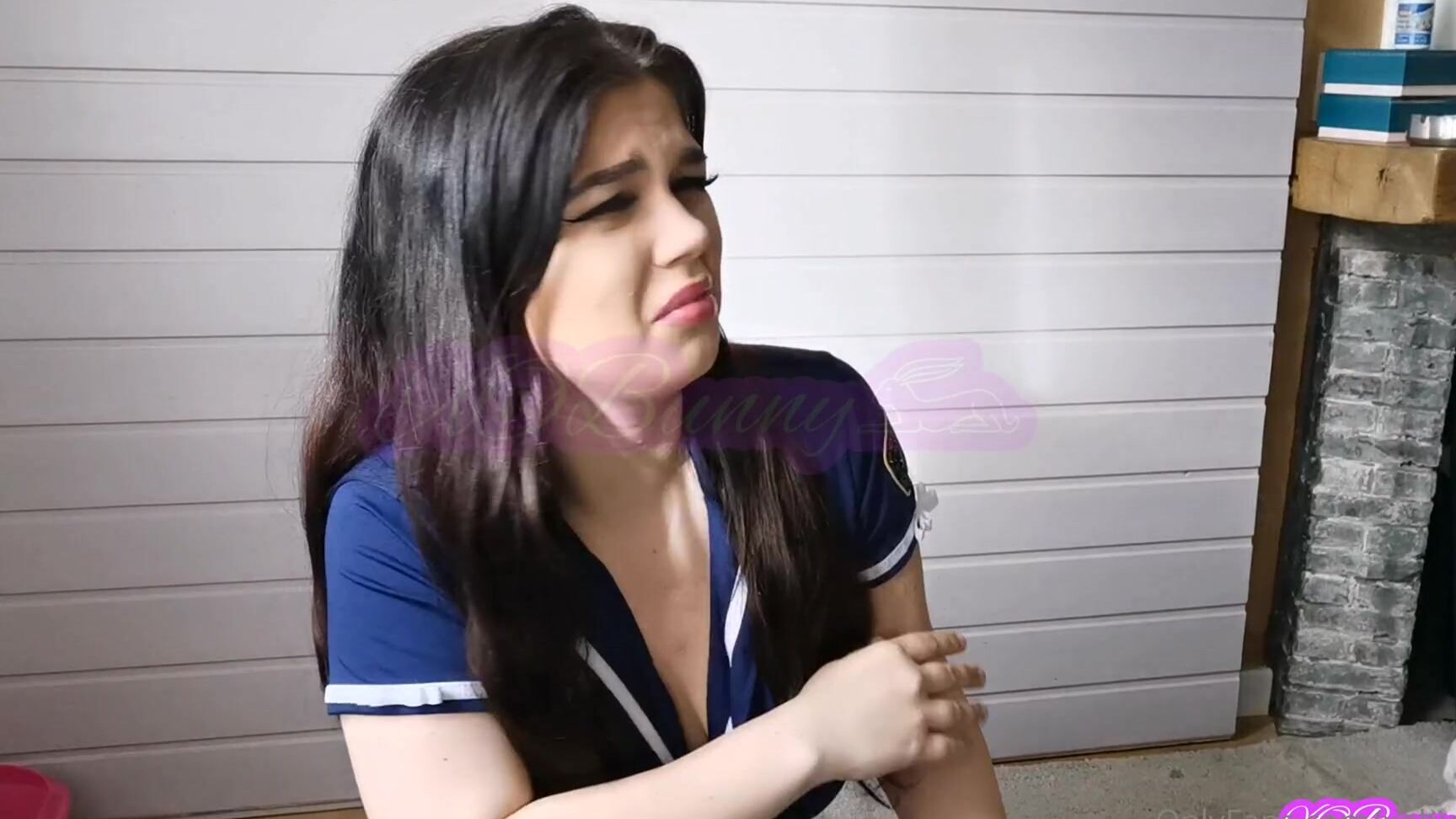 Xobunny Day Of Halloween Convict Takes Revenge And Fart On Police Girl