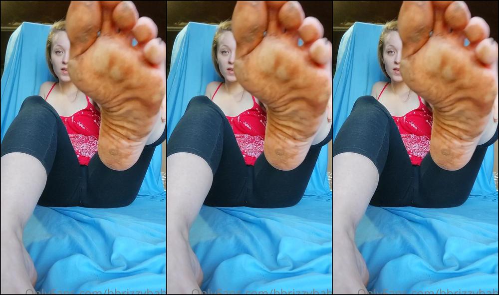 Bbrizzybaby Pov You Re My Foot Slave Who S Been Made To Clean My Dirty Feet After I Decided To Purpos