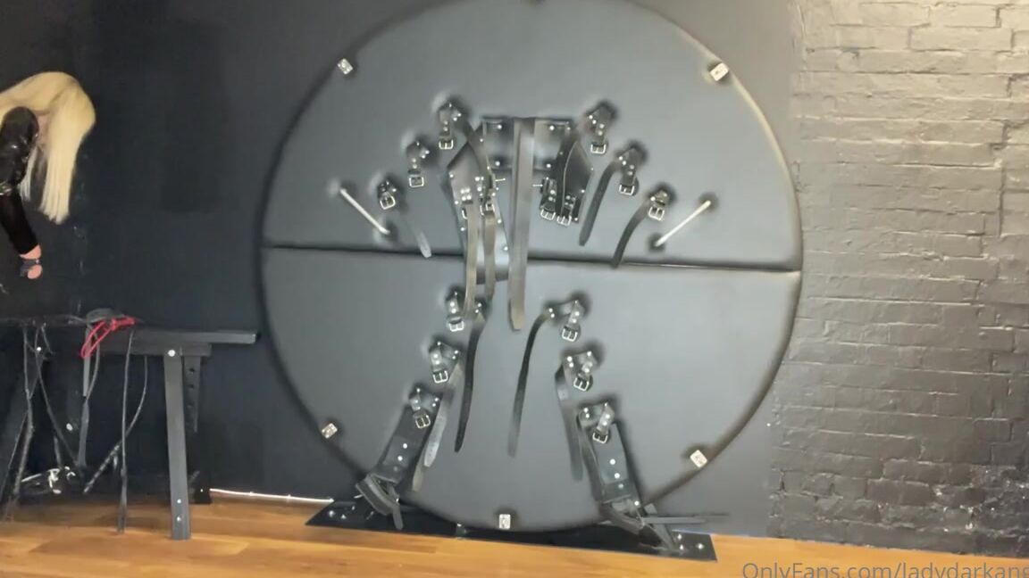 Ladydarkangeluk Onlyfans I M Going For The Whip Action Again