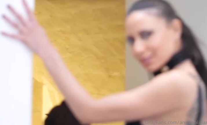 annapolinaxxxx-21-02-2021-2037607502-mmm...-un-petit-extrait-pornochic-et-hard