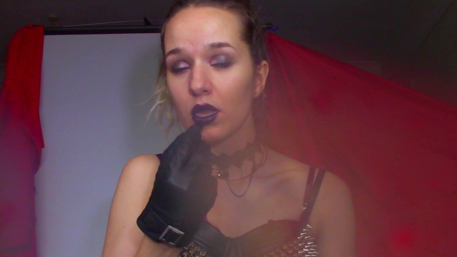 "Goddess Vanessa" executrix, glove fetish, lip fetish, lipstick fetish, lipstick Dark POISON Lipstick Executrix manyvids