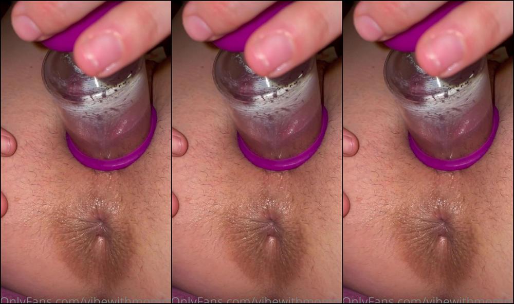 vibewithmommy-04-03-2022-2378382704-he-knows-exactly-how-to-wait-patiently-for-the-puff.-i-ll-let-him-rub-himself-on-me-a-bi