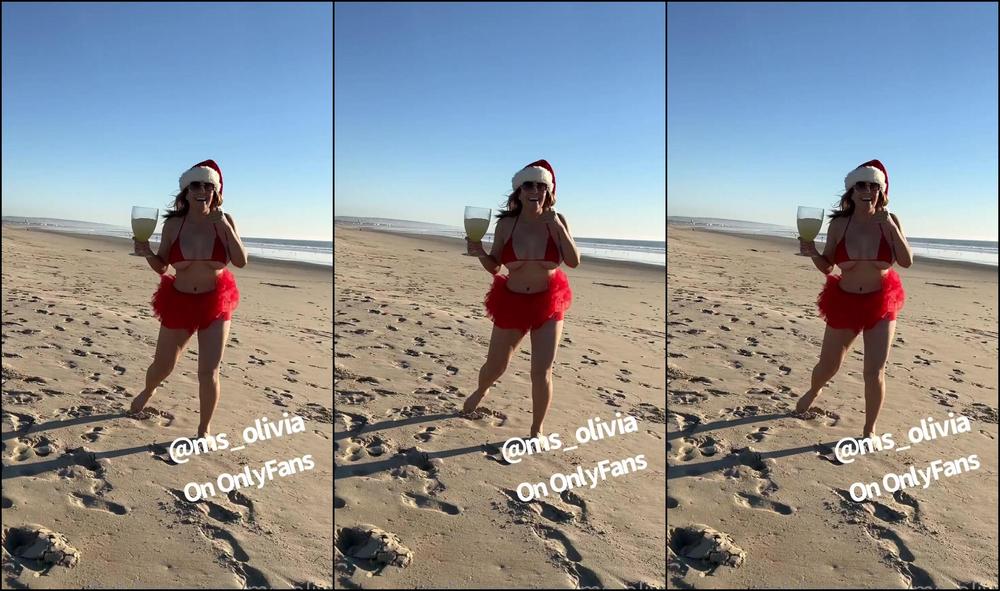 Ms Olivia 2725481876 12 25 2022 Watching Games On The Beach 87 Degree Weather And Drinking With Friends Merry Christmas To Everyone