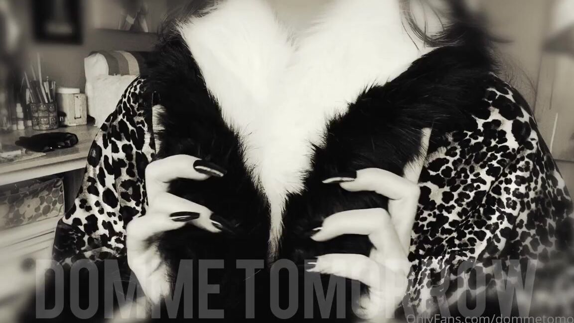 Ms Tomorrow Nicknamed Dommetomorrow Onlyfans Morning Message From Your Other Mother