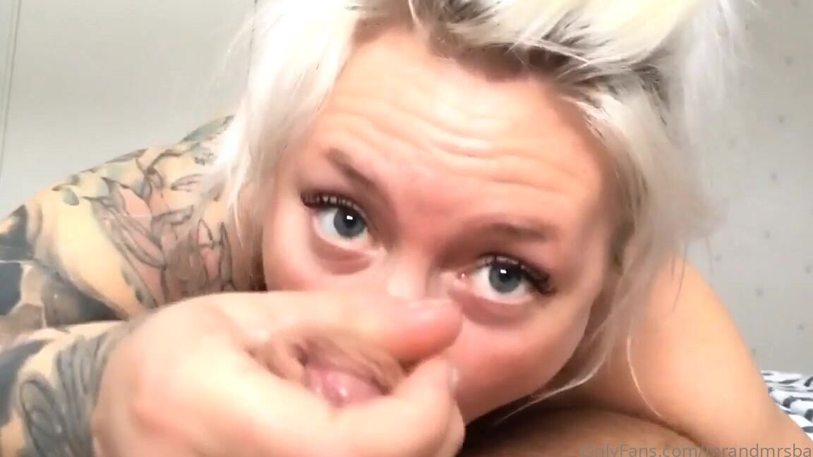 Mrandmrsbadass Damn My Pussy Gets Sooo Wet When I Suck A Cock Love To Deep Throat Until He Sh