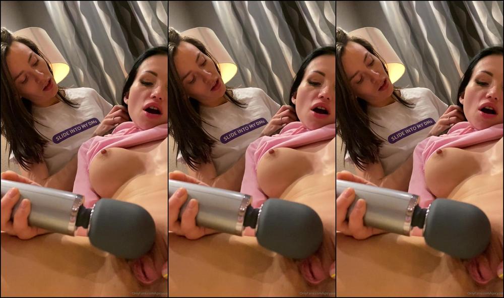 spicypie-04-01-2021-2001303105-with-my-pretty-girls-iam-the-boss-here-https-onlyfans.com-sasharosex