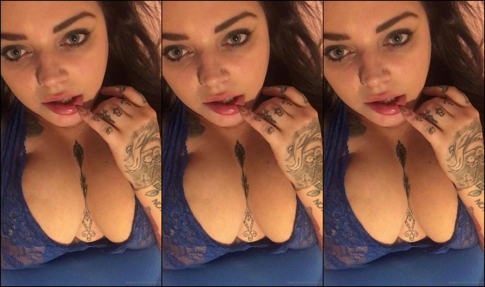 Aimeebella Having A Lazy Even Thought