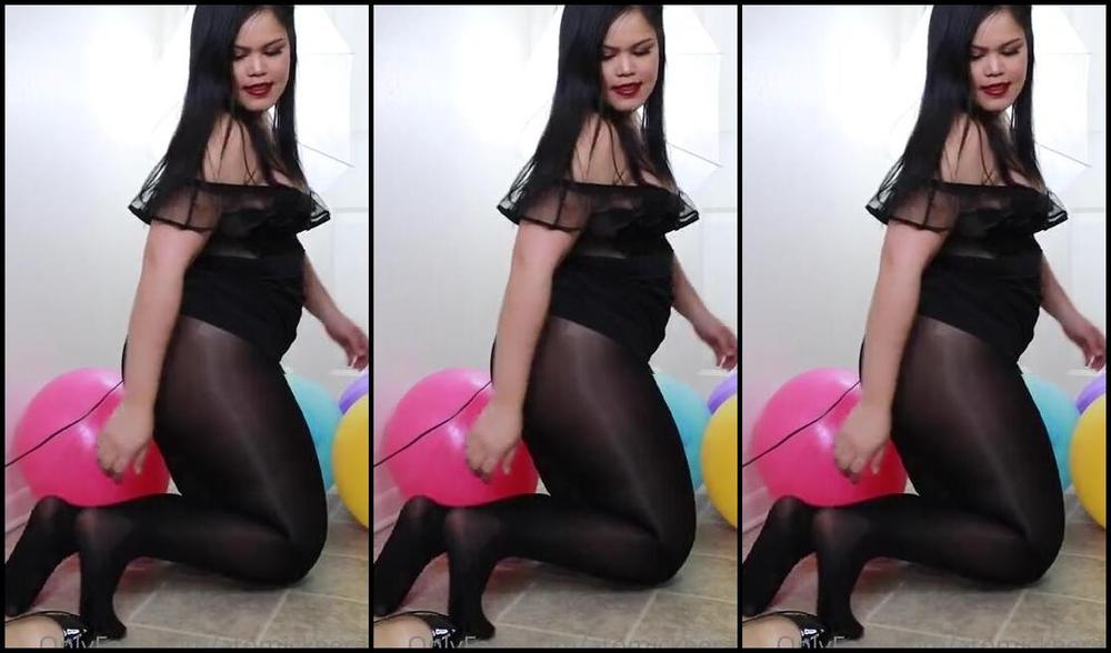 Atomickeerati Onlyfans Tomorrow Is The Valentines Day Where Do You Want To Take Me Out For Our Date