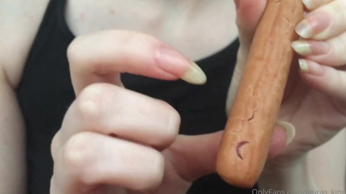 Lalalaura Nicknamed Lauras Kingdom 08 01 2024 Onlyfans Video Olivia Hotdog Claw