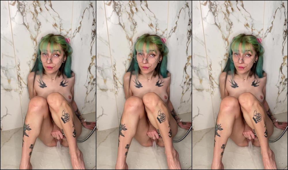 Cutielanalova Shower Head Broke Off Pussy Play