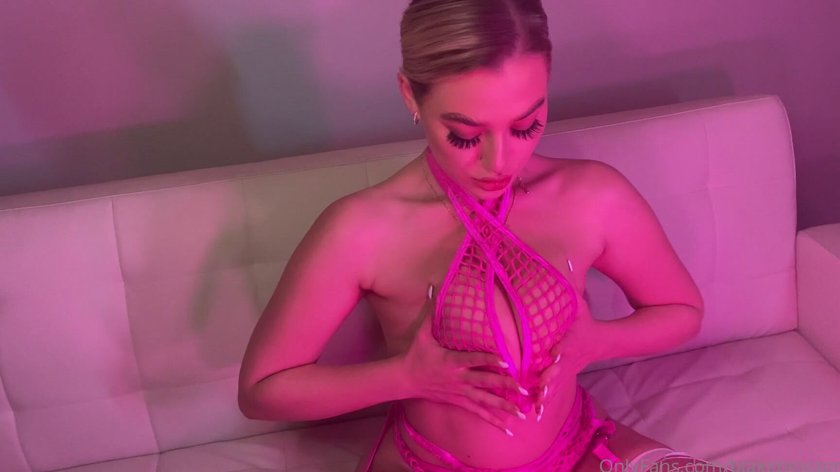 Blakeblossomxxx Striptease Dreams