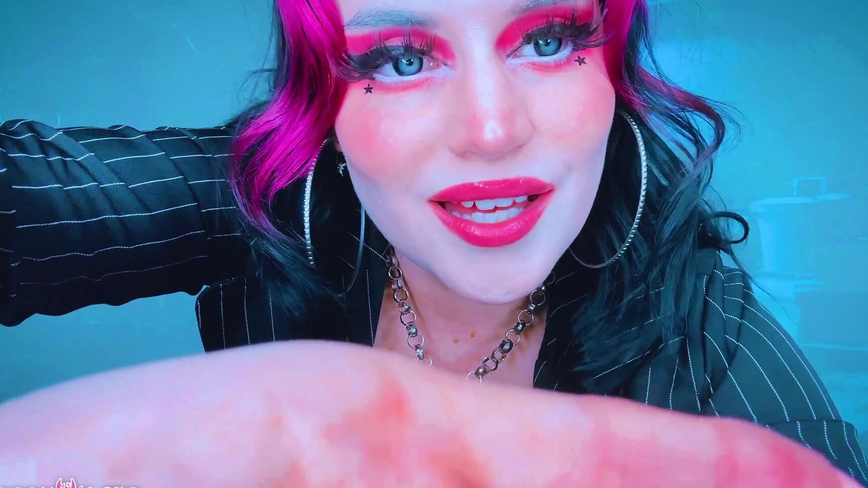 "Starry Yume" boss, femdom pov, hand fetish, hand over mouth, handjobs, sfw Mob Boss Hand Over Mouth Handjob Hide Out manyvids