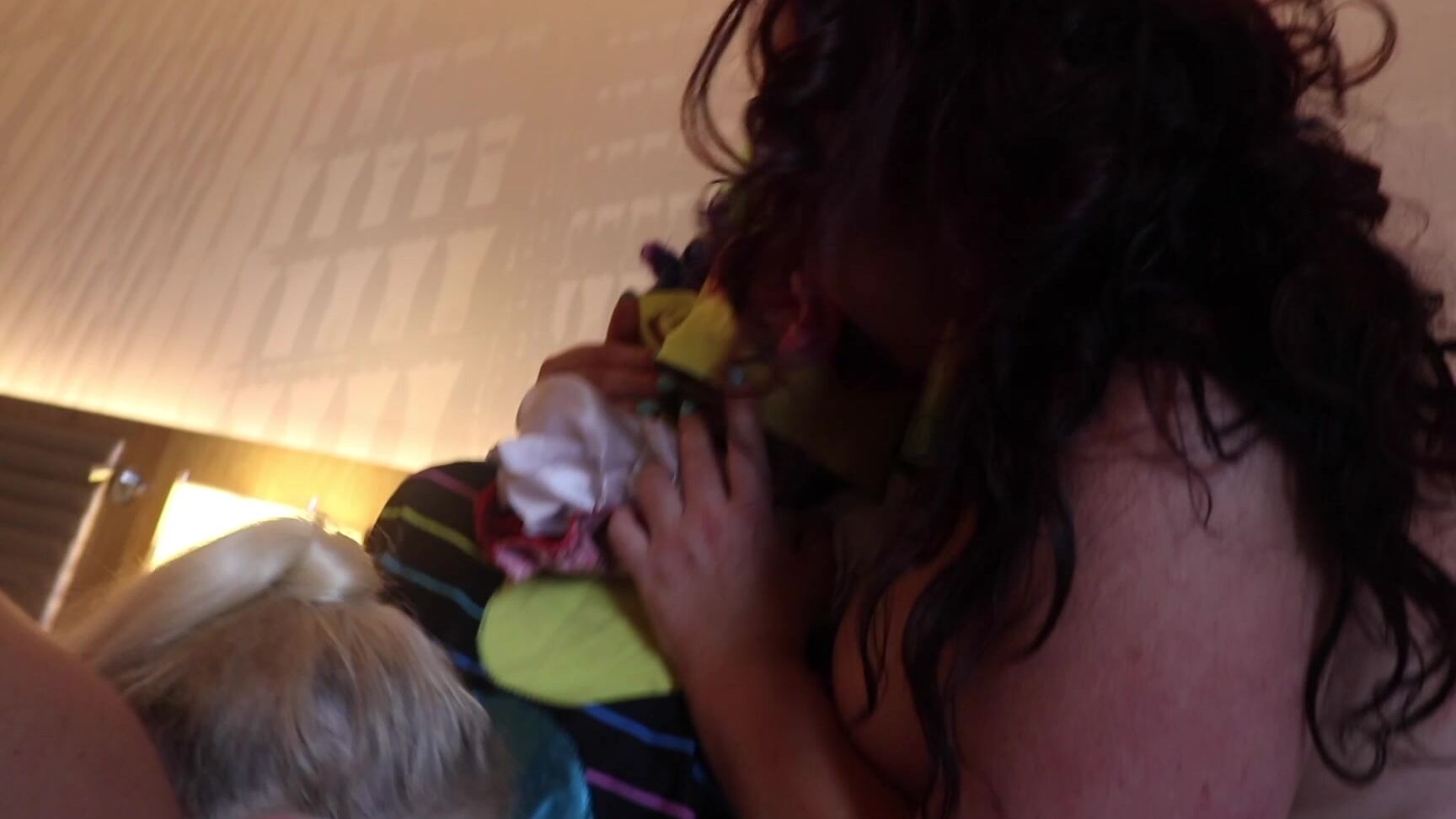 Gibbytheclown Cougars Give Clown Double Bj