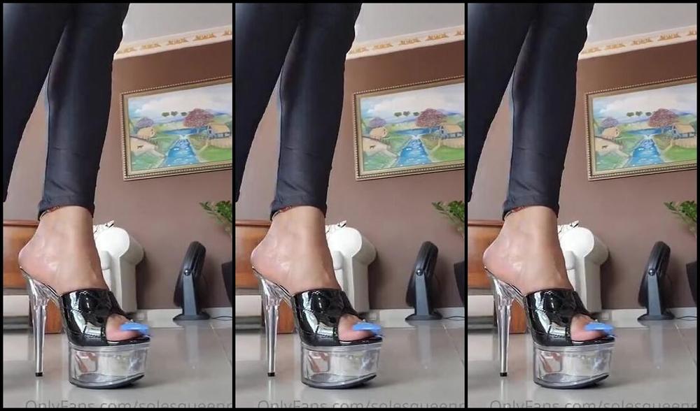 Meryann Aka Solesqueenrd Onlyfans Heels Or Mules You Choose Your Favorite And Dont Forget You Can Suggest What You Want To See