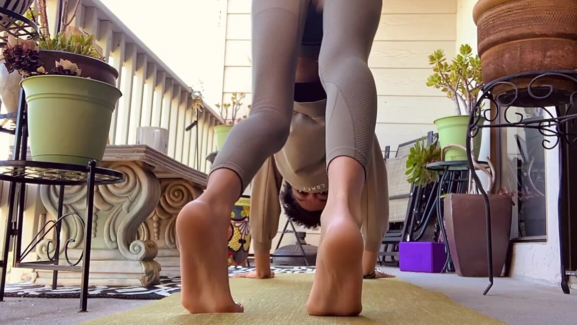 Venusian Soles Nicknamed Solesfromvenus 11 08 2023 Onlyfans Video Yoga Feet