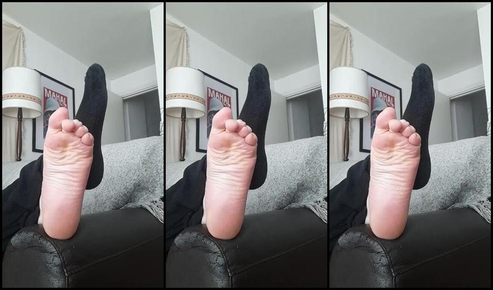 The Foot Dungeon Nicknamed The Foot Dungeon Onlyfans Freshly Scented After Work Soles Sure To Make That Little Pecker Of Yours Twitch Uncontrollably