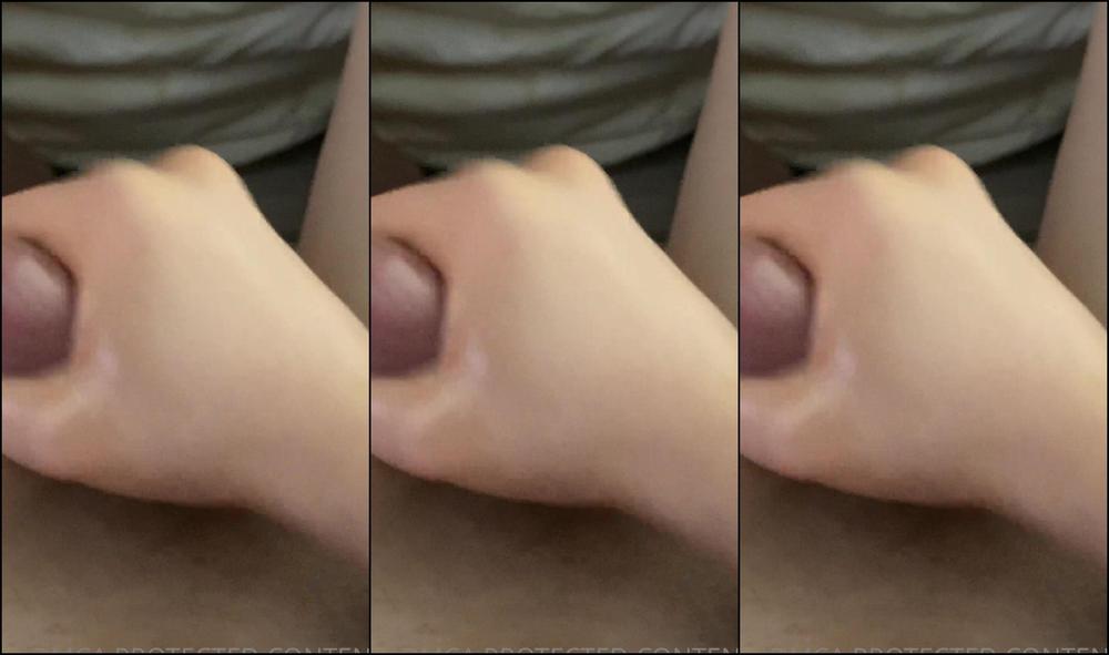 Literallysofie Trying To Make Tiktoks Today Please Send Good Vibez