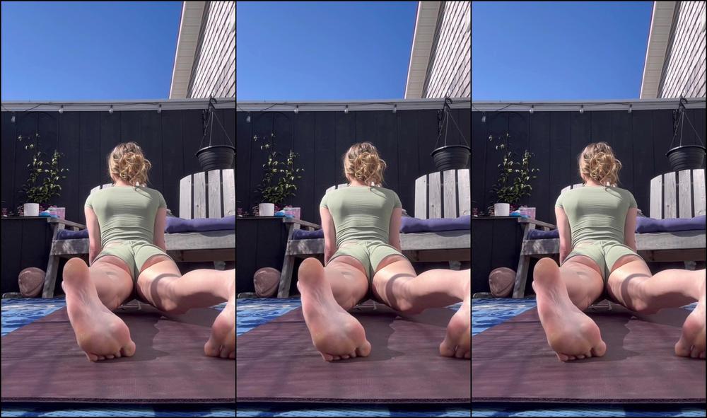 Babybunnnie 3326713305 05 21 2024 My Body Is Always So Sore And Tight So I M Trying To Stretch More Do You